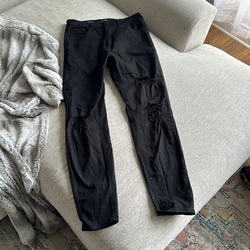 Black skinny jean